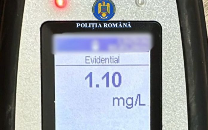 Prins la volan în stare de ebrietate și fără permis.
